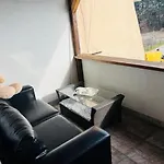 아파트 за гости 라즐로그